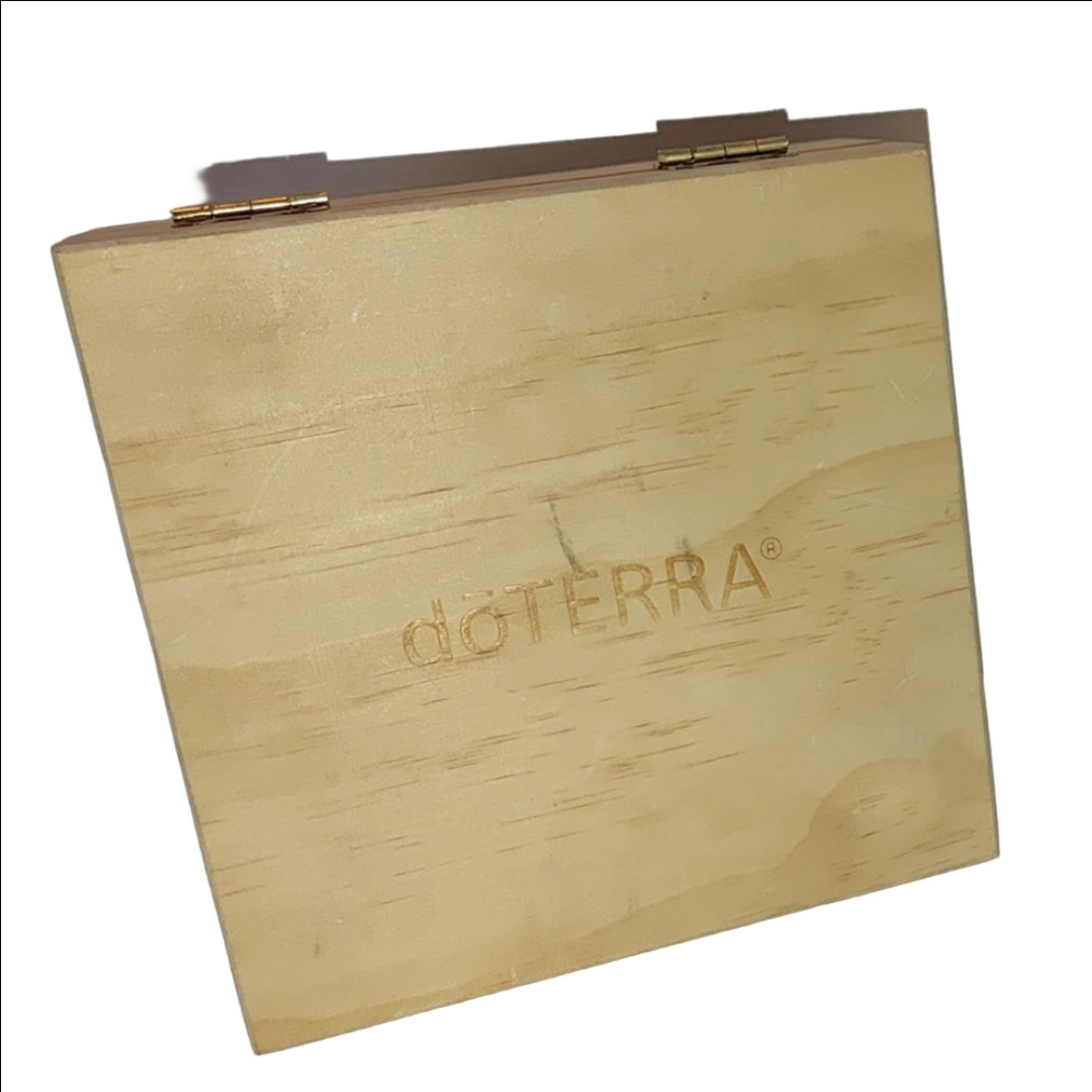 do TERRA Essential Oils & Wooden Storage Box